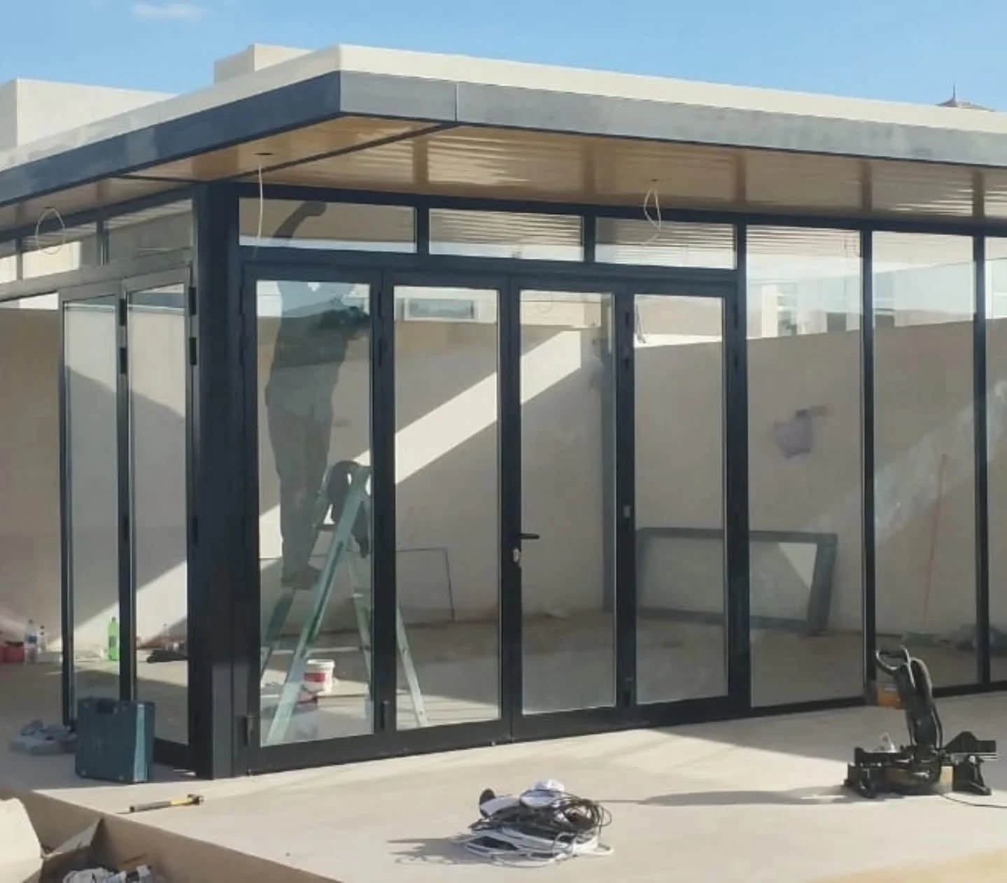 Aluminium and glass