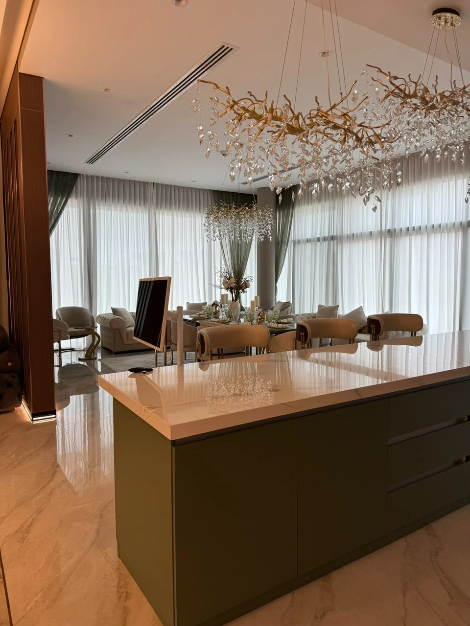 Client-supplied interior reference